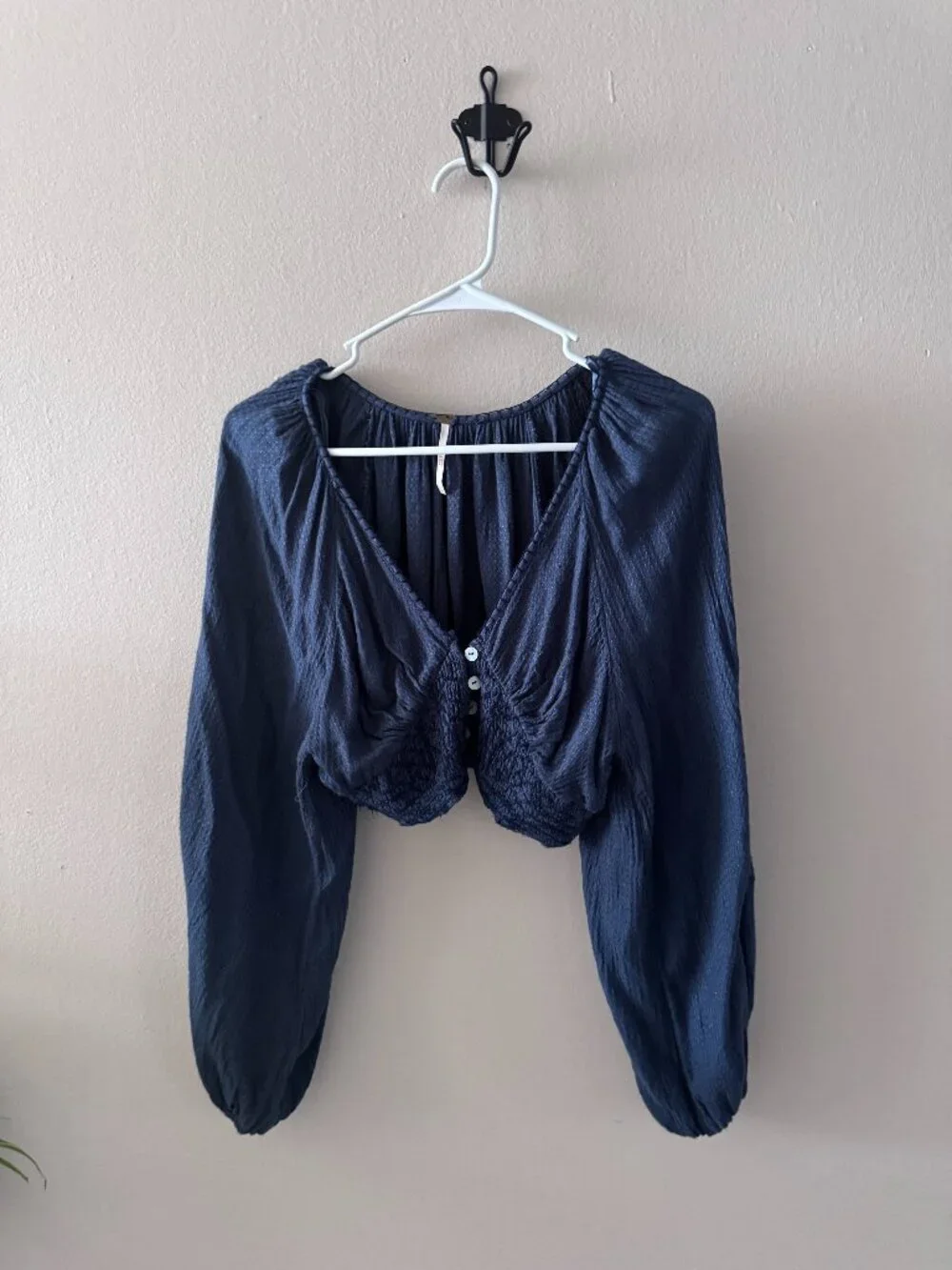 Free People Southwest Long Sleeve Crop Top with balloon sleeves, blue size xs